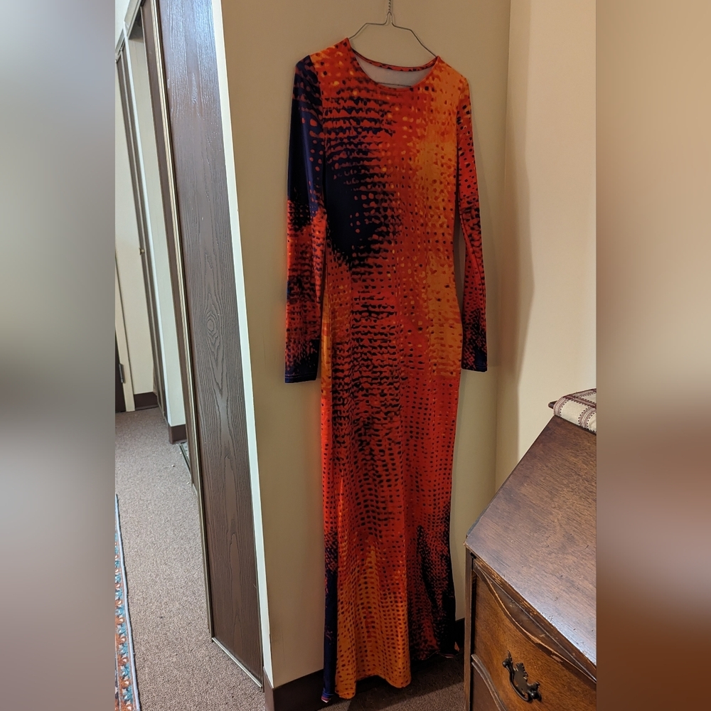 Long sleeve maxi bodycon dress